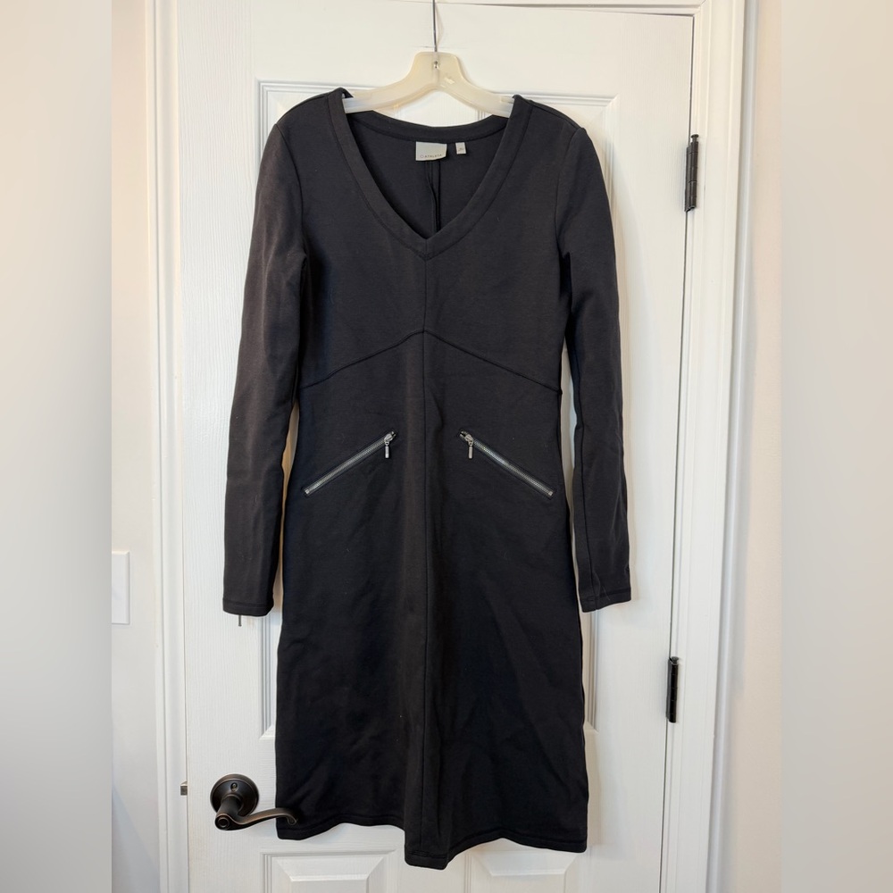 Athleta Black V-Neck Long Sleeve Dress with Zip Pockets